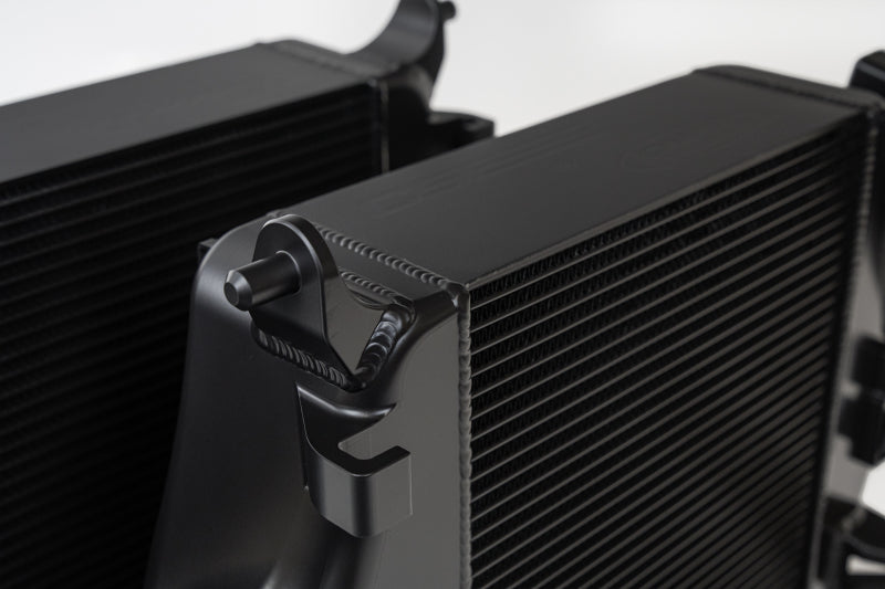 CSF High Performance Intercooler Pair fits 19+ Urus 20+ Audi RS Q8/SQ8/SQ7 8211