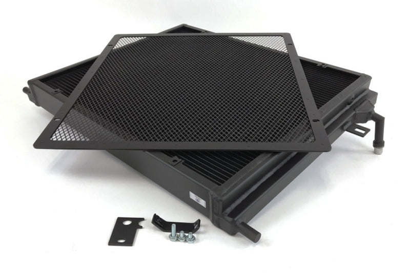 CSF Front Mount Heat Exchanger w/Rock Guard fits 14+ BMW M3/M4 (F8X) Black 8075V