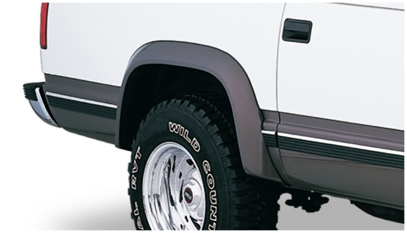 Bushwacker Extend-A-Fender Flares 4pc Black fits 88-99 K2500 C1500 2500 40901-01