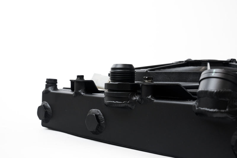 CSF Universal Half Radiator w/-16AN & Slip-On Fittings/12in SPAL Fan & Shroud -