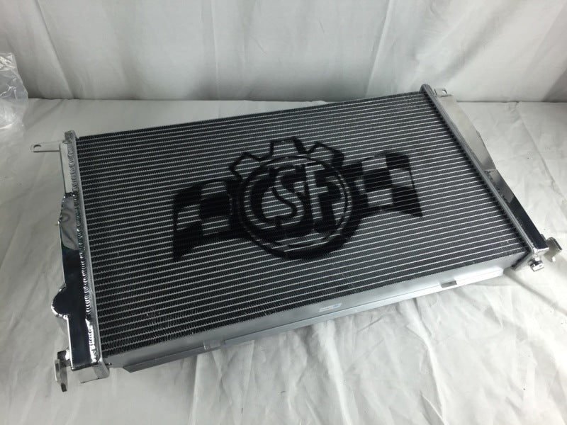 CSF Radiator for BMW E82 1M / 08-11 E8X 135i / 07-11 E9X 335i / E89 Z4 (AT) 7046
